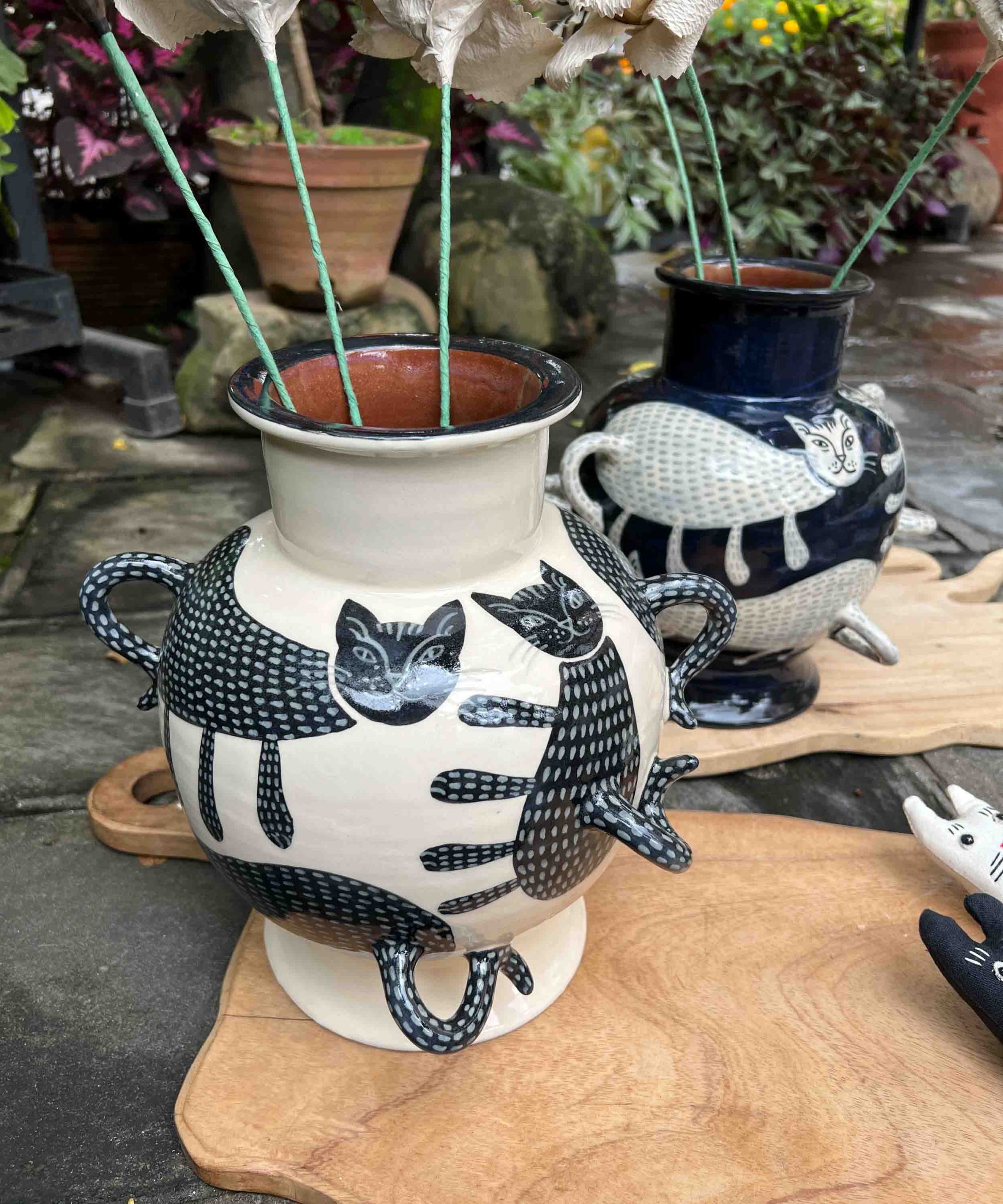 Cat Vase - Image 2